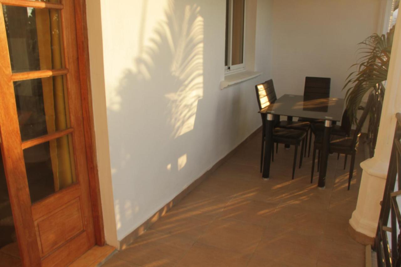 Residence De L'Est ซานต์-อองเดร ภายนอก รูปภาพ